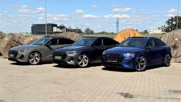 AUDI e-tron