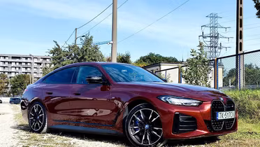 BMW i4