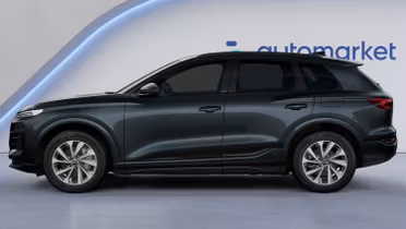 AUDI Q6
