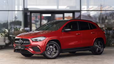 MERCEDES-BENZ GLA