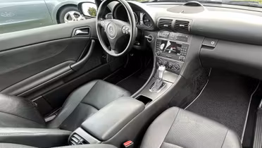 MERCEDES-BENZ C Klasa