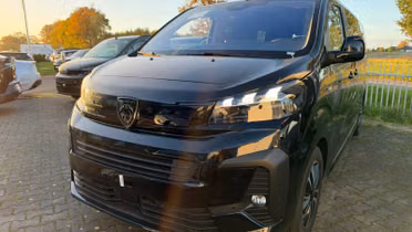 PEUGEOT Traveller