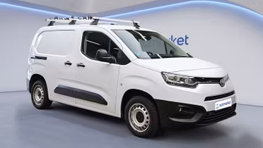 TOYOTA Proace City