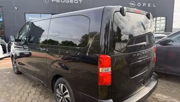 PEUGEOT Traveller