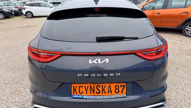 KIA ProCeed