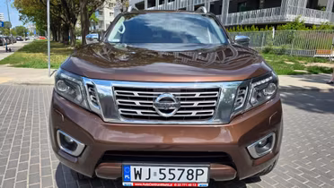 NISSAN Navara