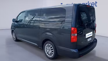 PEUGEOT Traveller