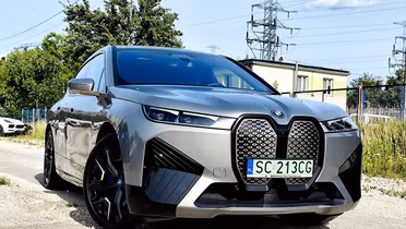 BMW iX