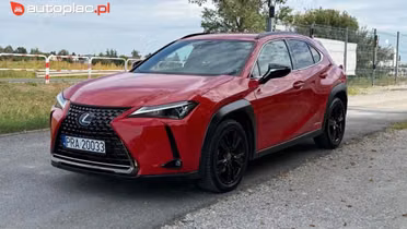 LEXUS UX