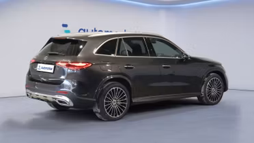 MERCEDES-BENZ GLC
