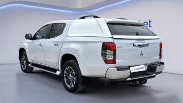 MITSUBISHI L 200