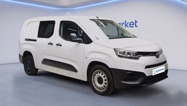 TOYOTA Proace City