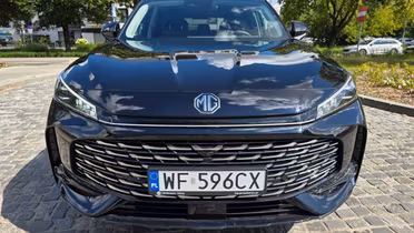 MG HS