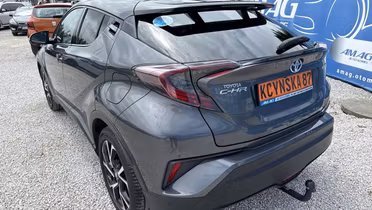 TOYOTA C-HR