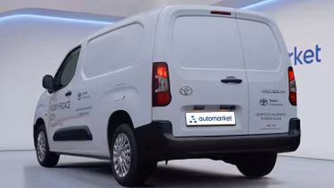 TOYOTA Proace City