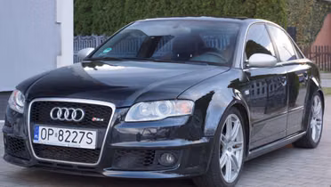 AUDI RS4