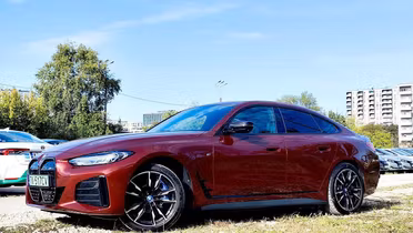 BMW i4