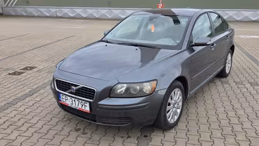 VOLVO S40