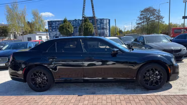 CHRYSLER 300s