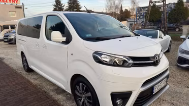 TOYOTA Proace Verso