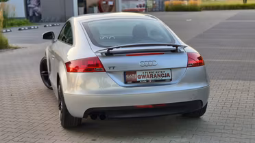 AUDI TT