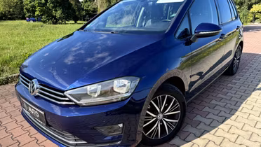 VOLKSWAGEN Golf Sportsvan