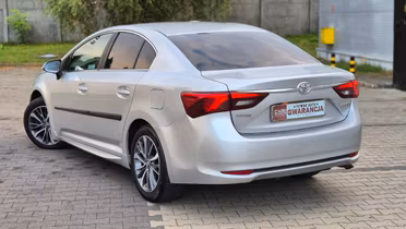 TOYOTA Avensis
