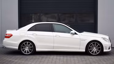 MERCEDES-BENZ E Klasa