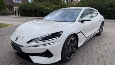 DENZA Z9 GT