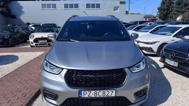 CHRYSLER Pacifica