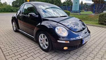 VOLKSWAGEN New Beetle