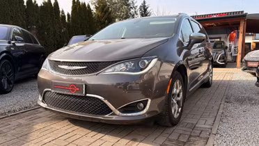 CHRYSLER Pacifica