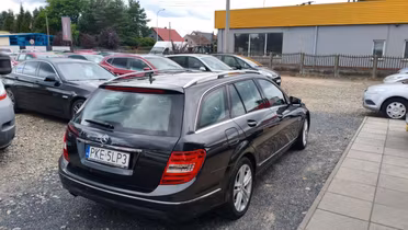 MERCEDES-BENZ C Klasa