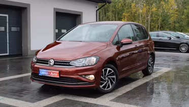 VOLKSWAGEN Golf Sportsvan