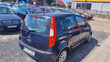 MITSUBISHI Colt