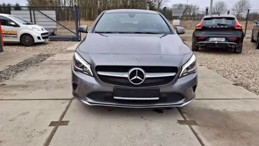 MERCEDES-BENZ CLA