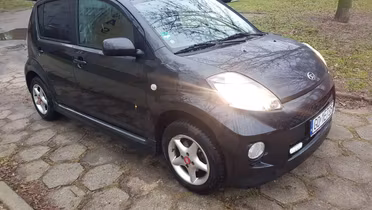 DAIHATSU Sirion