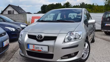 TOYOTA Auris