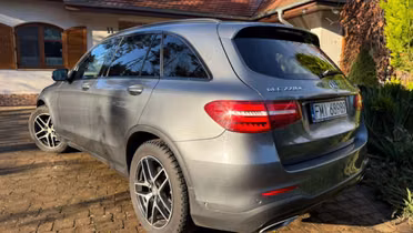 MERCEDES-BENZ GLC
