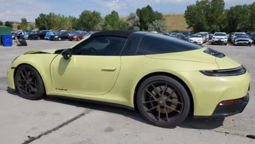 PORSCHE 911