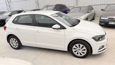 VOLKSWAGEN Polo