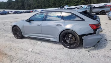 AUDI RS6 Avant