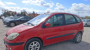 RENAULT Scenic