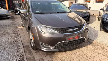 CHRYSLER Pacifica