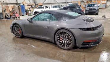 PORSCHE 911
