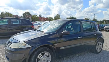 RENAULT Megane