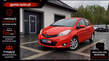 TOYOTA Yaris