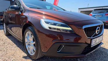 VOLVO V40 Cross Country