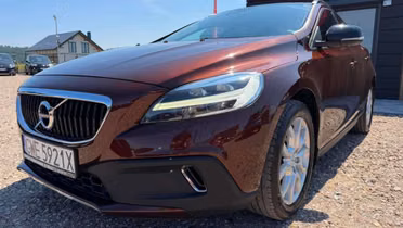 VOLVO V40 Cross Country