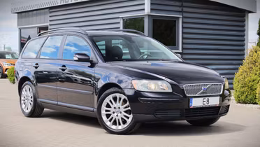 VOLVO V50